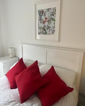 Glenbervie - Beautifully Refurbished, Self-Contained Apartment Dunfermline Exterior foto